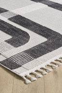 Ibiza - Berta Geometrik Toz Vermeyen İskandinav Desen Saçaklı Halı - Empera